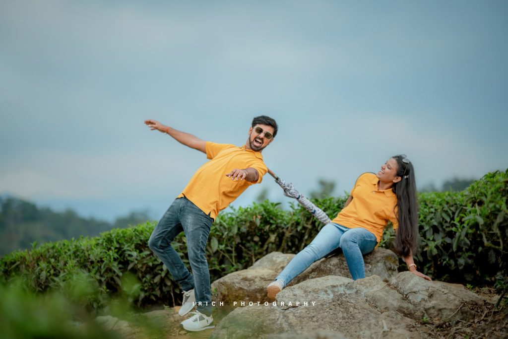 Pre Wedding Photoshoot in Munnar