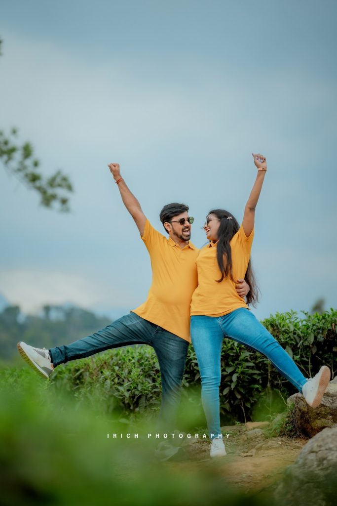 Pre Wedding Photoshoot in Munnar