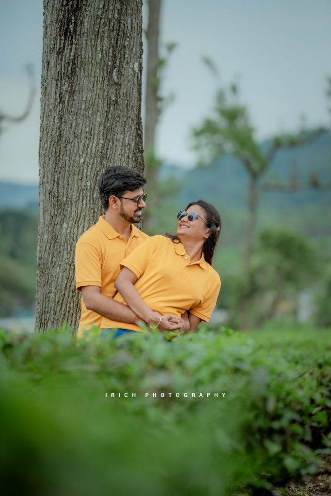 Pre Wedding Photoshoot in Munnar