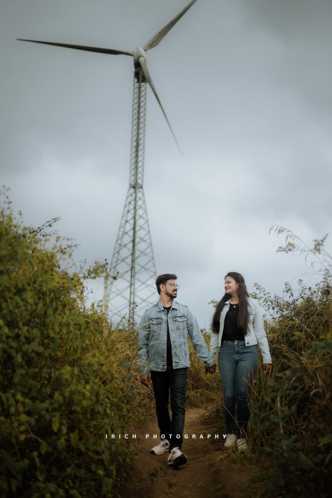 Pre Wedding Photoshoot in Munnar