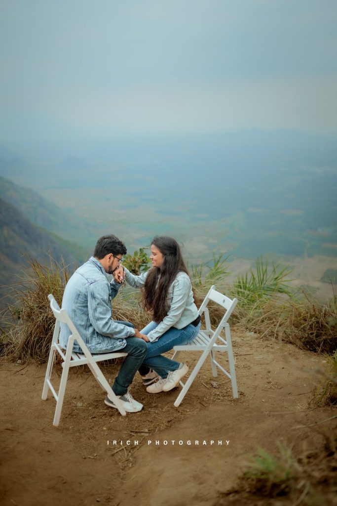 Pre Wedding Photoshoot in Munnar