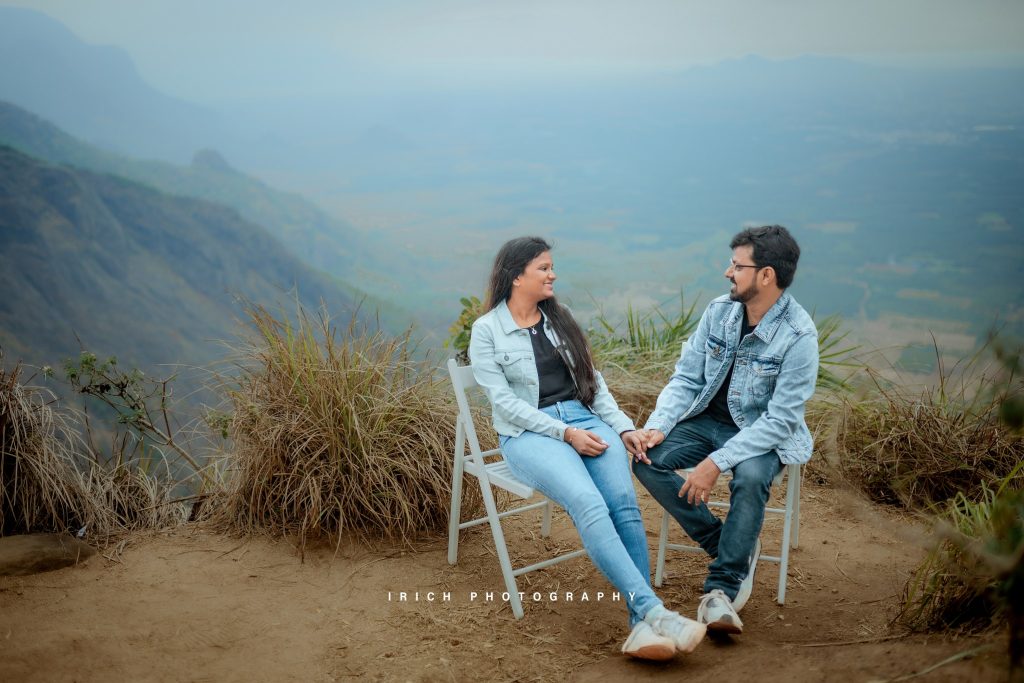 Pre Wedding Photoshoot in Munnar