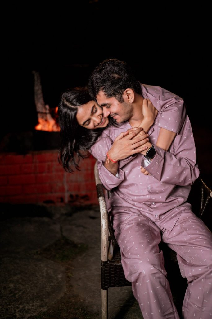 Campfire Pre-Wedding Shoot in Ooty