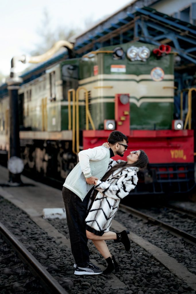 Best Pre Wedding Shoot Ooty Toy Train