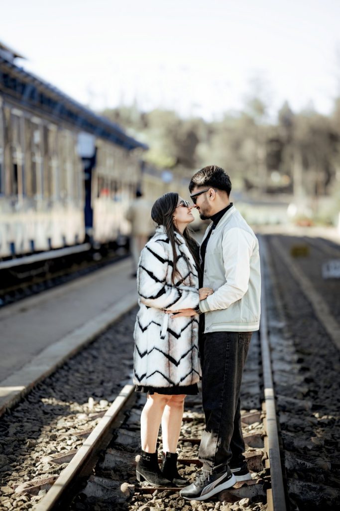 Best Pre Wedding Shoot Ooty Toy Train