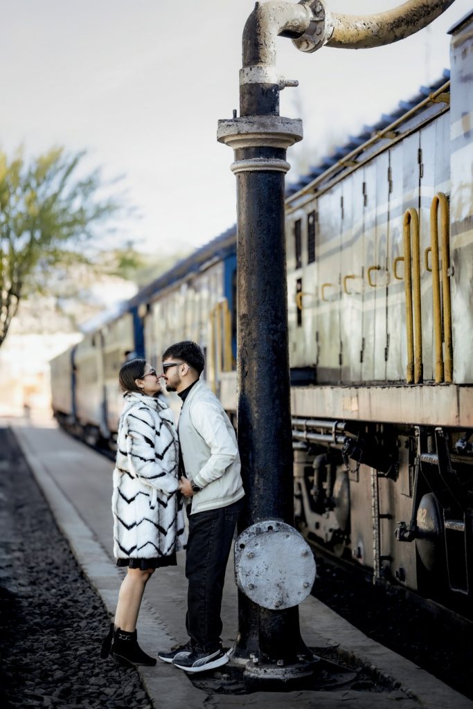 Best Pre Wedding Shoot Ooty Toy Train
