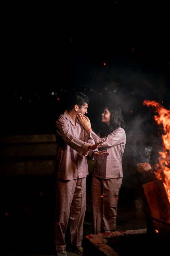 Campfire Pre-Wedding Shoot in Ooty