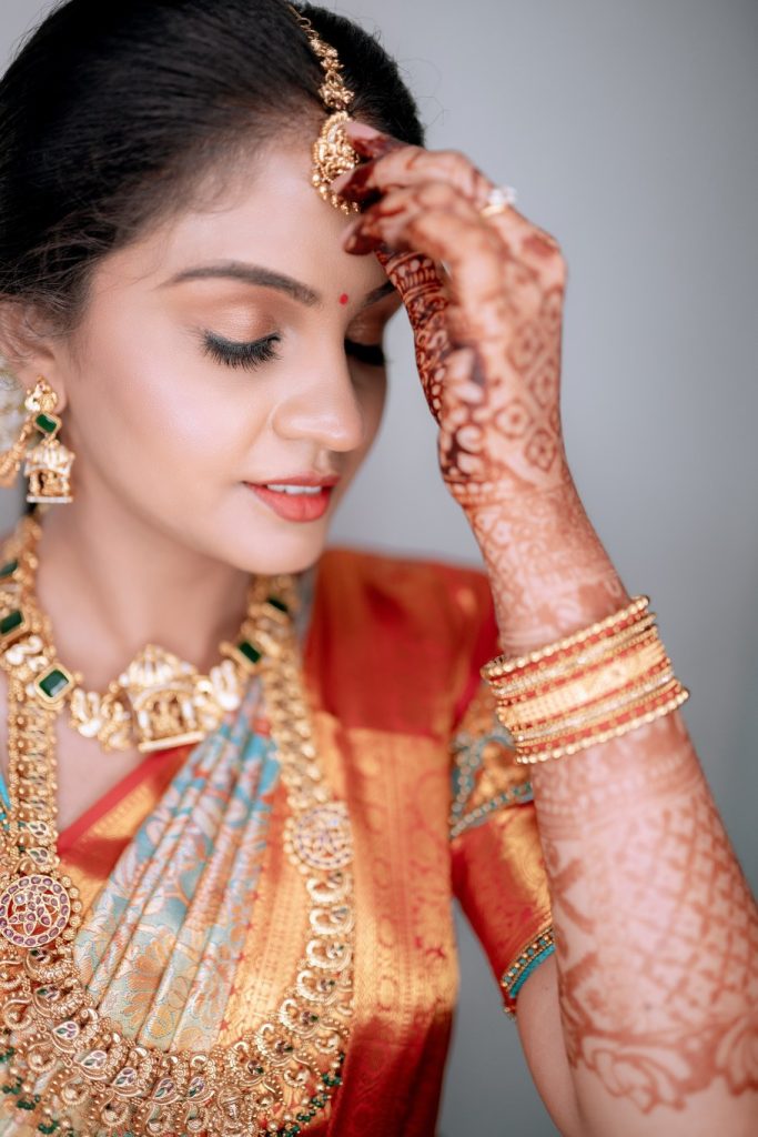 Top Best Wedding Photographers in Tirupur